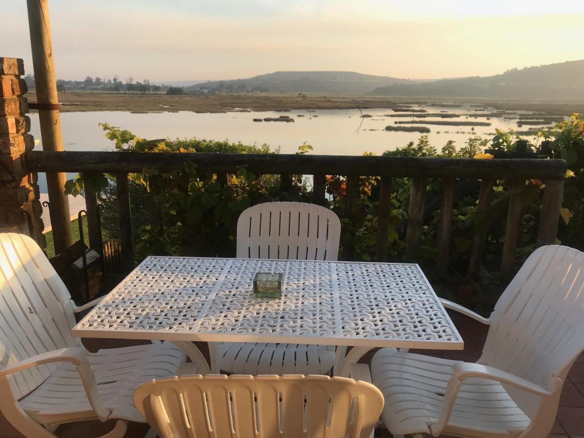 Moonriver Self Catering Plettenbergbaai Buitenkant foto