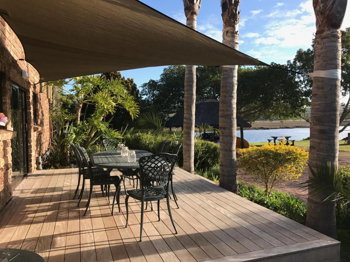 Moonriver Self Catering Plettenbergbaai Buitenkant foto